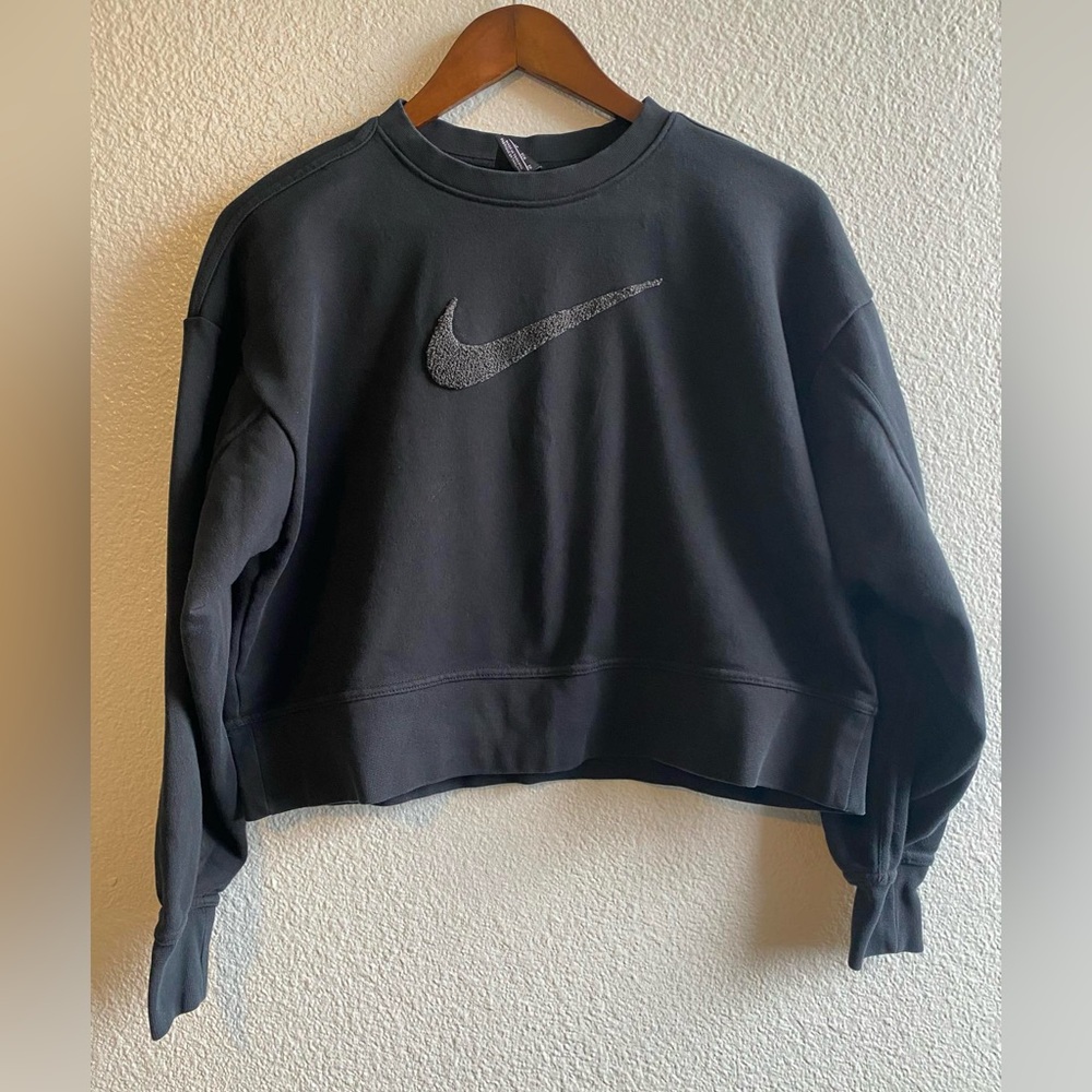 Nike Cropped Black Sweatshirt with Center Terrycloth Swoosh Detail Size XS